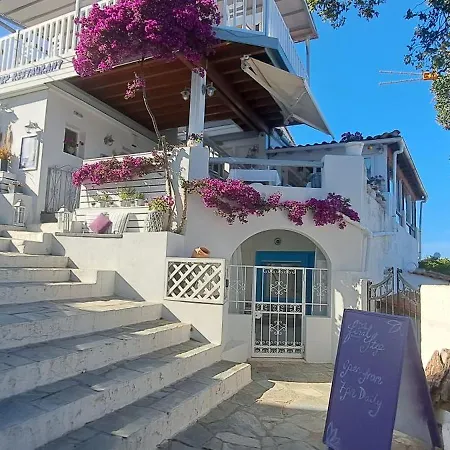 Final Step Apartment Skiathos Town Exterior photo